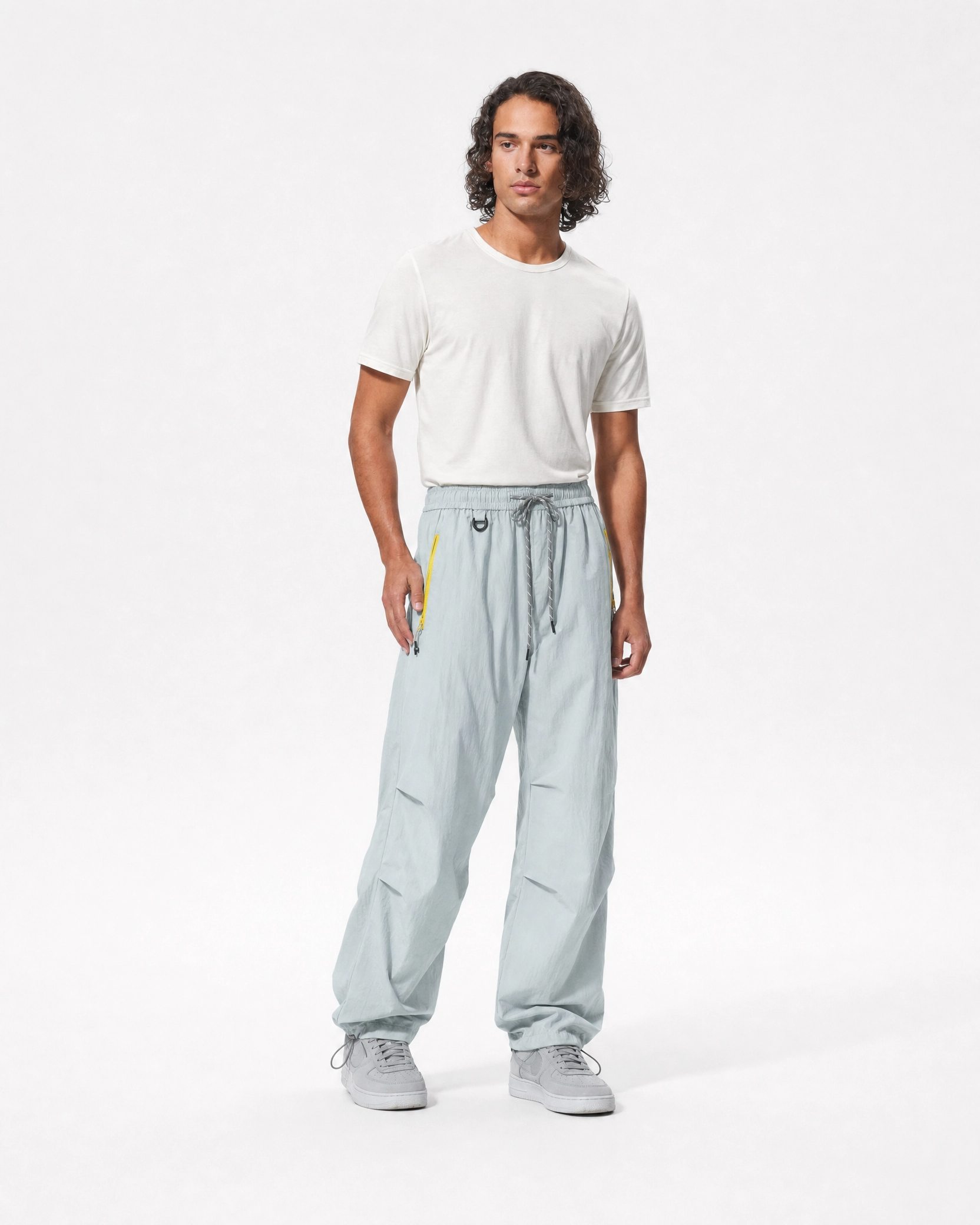 Women's water-repellent hiking trousers in grey-blue, relaxed lifestyle # Colour_Grey-Blue