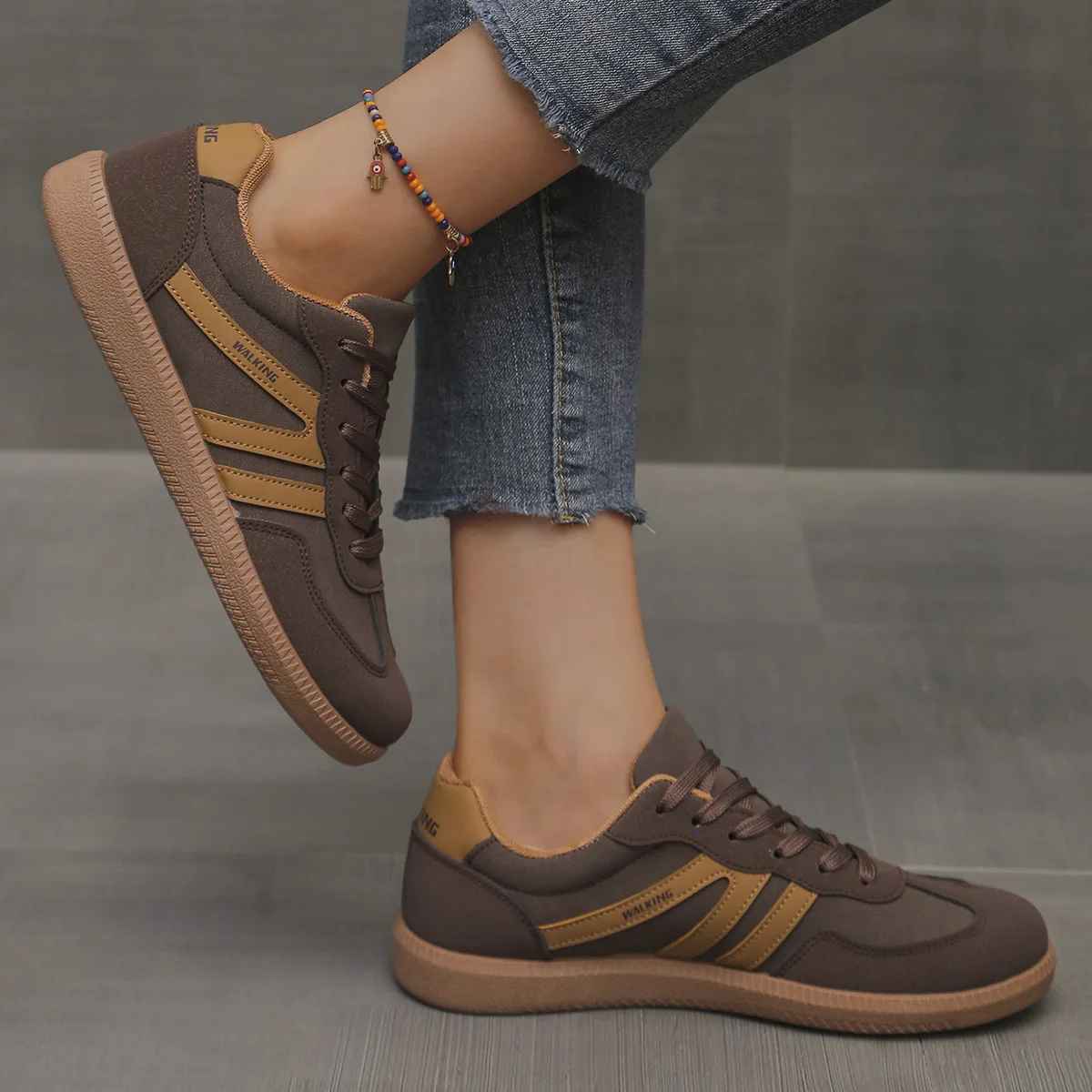 Dark Brown / UK 4,Dark Brown / UK 5,Dark Brown / UK 6,Dark Brown / UK 6.5,Dark Brown / UK 7.5,Dark Brown / UK 8,Brown / UK 3.5,Brown / UK 4,Brown / UK 5,Brown / UK 6,Brown / UK 6.5,Brown / UK 7.5,Brown / UK 8,White/Red / UK 3.5,White/Red / UK 4,White/Red / UK 5,White/Red / UK 6,White/Red / UK 6.5,White/Red / UK 7.5,White/Red / UK 8,Black / UK 3.5,Black / UK 4