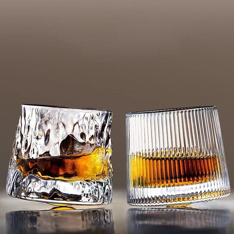 AmberSwirl – Rotating-Base Crystal Whisky Tumbler