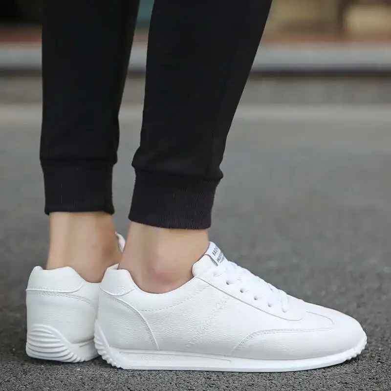 UK 3.5 / White,UK 4 / White,UK 5 / White,UK 6 / White,UK 6.5 / White,UK 7.5 / White,UK 8 / White,UK 9 / White,UK 9.5 / White