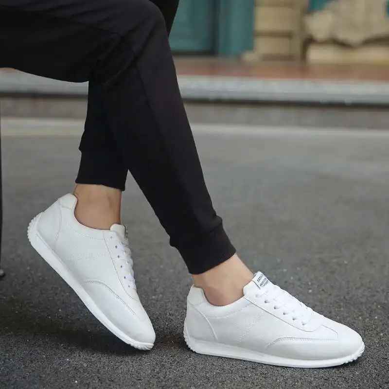 UK 3.5 / White,UK 4 / White,UK 5 / White,UK 6 / White,UK 6.5 / White,UK 7.5 / White,UK 8 / White,UK 9 / White,UK 9.5 / White