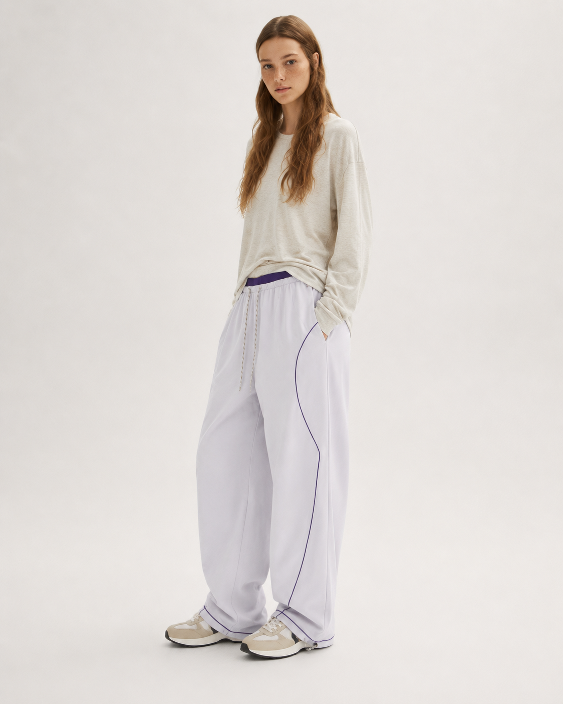 Pact Quick-Dry Wide-Leg Trousers in Cloud White, detail # Colour_Cloud White