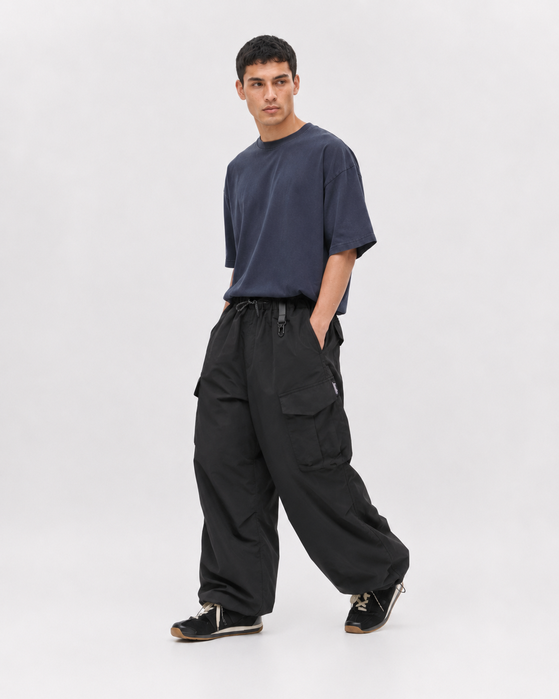 Pact water-repellent cargo trousers — Black # Colour_Black