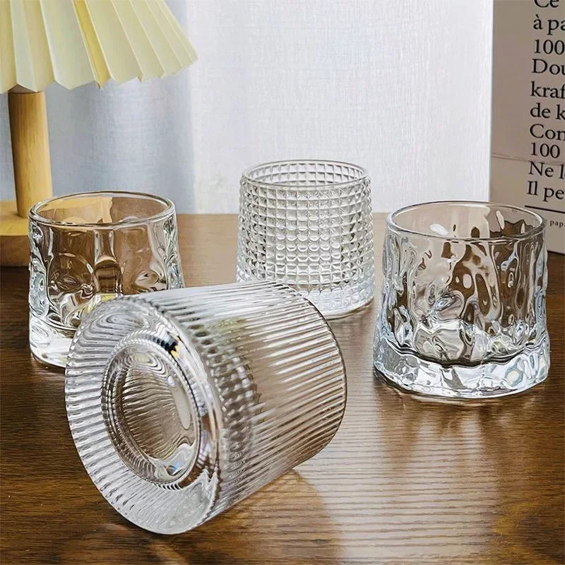 AmberSwirl – Rotating-Base Crystal Whisky Tumbler