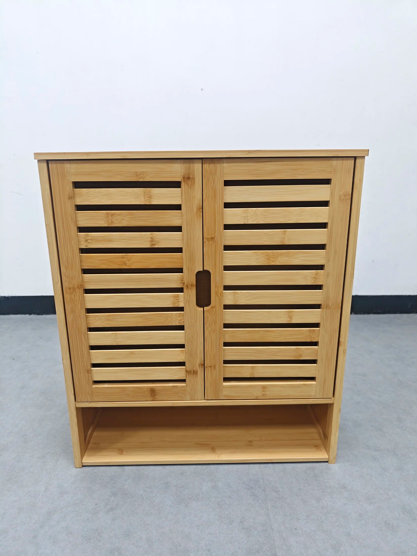 Wall-Mounted Bamboo Wall Cabinet – Bathroom & Kitchen Storage Cupboard (White or Wood)