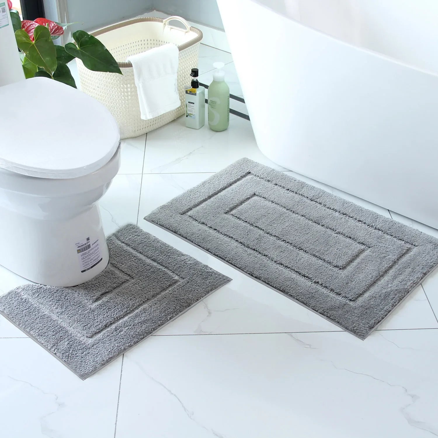 Plush Non-Slip Bath Mat