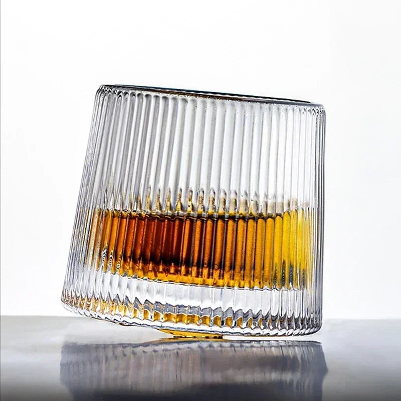 AmberSwirl – Rotating-Base Crystal Whisky Tumbler