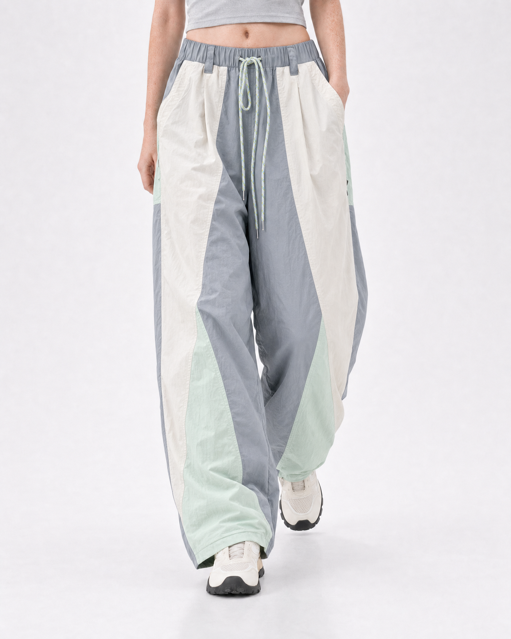 Pact wide-leg techwear cargo trousers — Green # Colour_Green